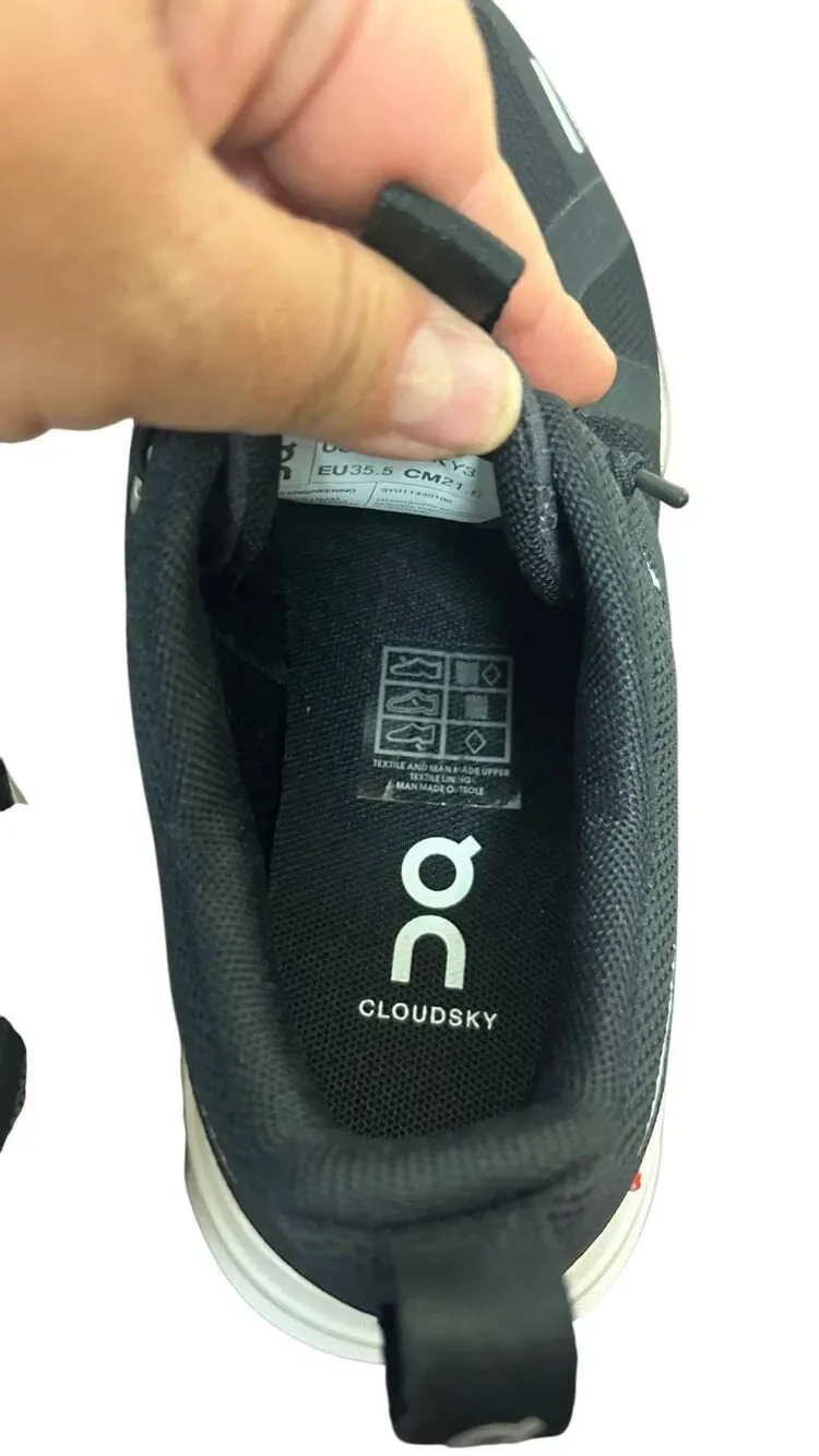 On Cloud Running Shoes Youth 3.5 Black White CloudTec Sneakers